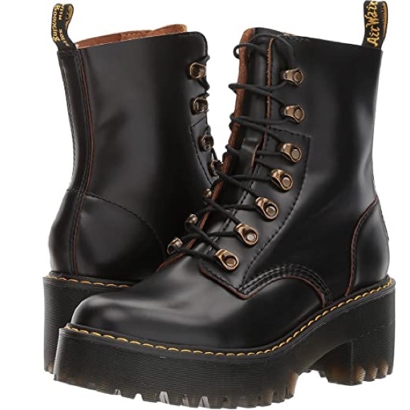 Dr. Martens Leona boot - Picture 1 of 3